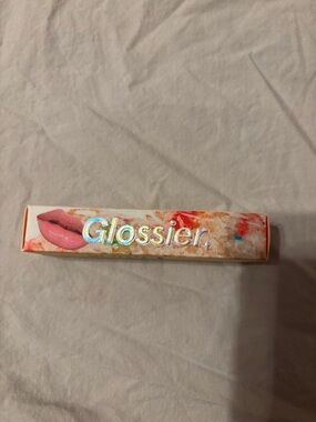 glossier birthday cake balm dot com never uses